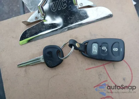 2007 Kia Rondo Lx from USA, damaged, VIN KNAFG525477071812